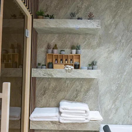 Chillux Wellness